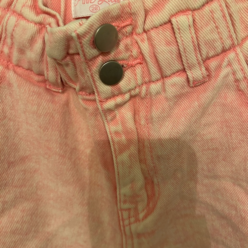 Pink Lily Pink Shorts - Picture 4 of 4